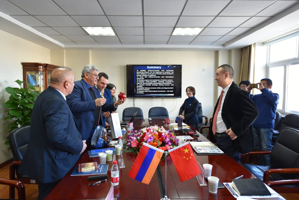 Exchange of gifts: a pomegranate from Armenia